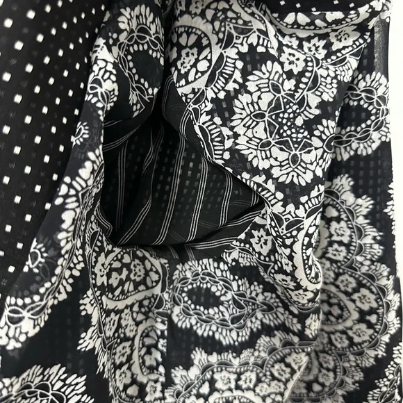 Cabi Black - Picture 7 of 7